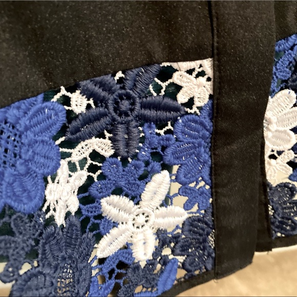 Calvin Klein long sleeve blouse with lace - Picture 2 of 5